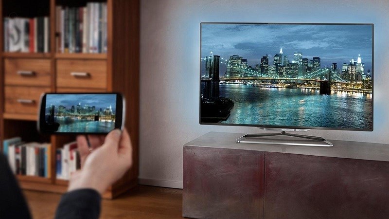 Cách đơn giản nhất để truyền hình ảnh từ điện thoại lên tivi
