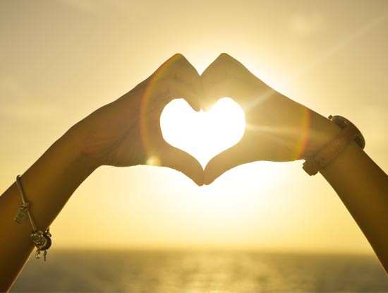 Những bài thơ tỏ tình hay nhất để cư dân mạng lấy cảm hứng Valentine
